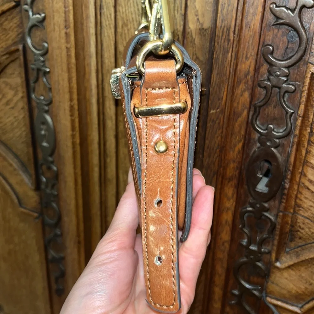 Victor Alfaro brown leather crossbody